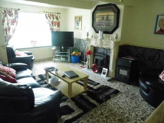 2 bedroom, Semi-detached House house.. - 2