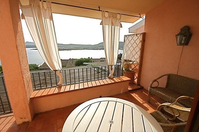 3 Bedrooms - Apartment - For Sale