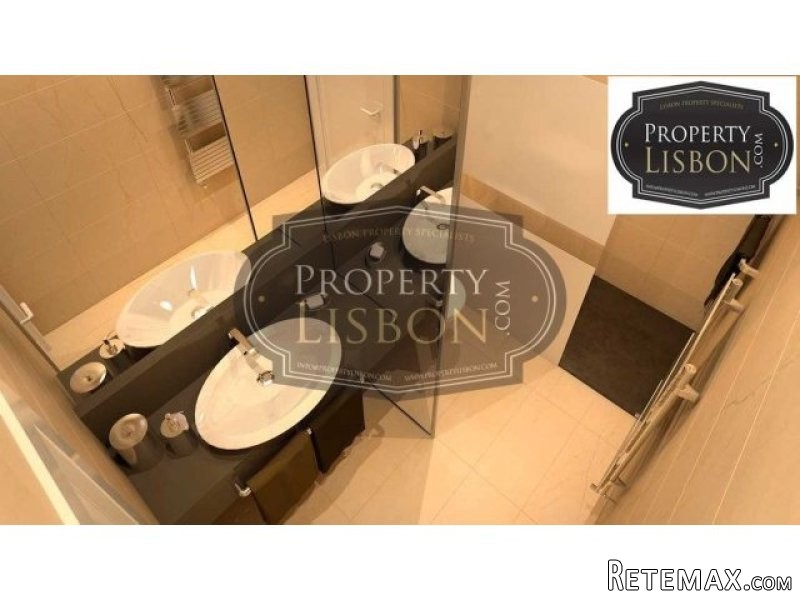 T1 Lisbon Apartment for Sale in Baixa - 2