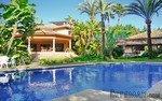 6 Bedrooms - Villa - Malaga - For Sale