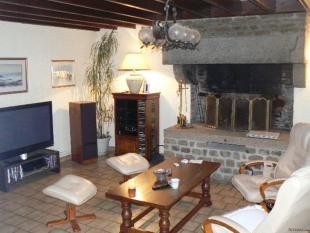 House in Nice Quiet Location - 2