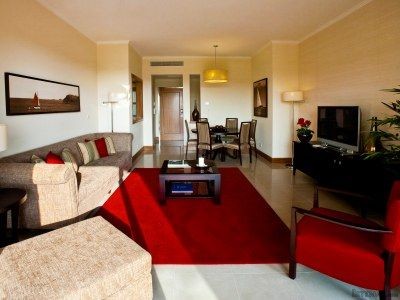 Bargain 3 Bed Apartment In the Victoria.. - 2