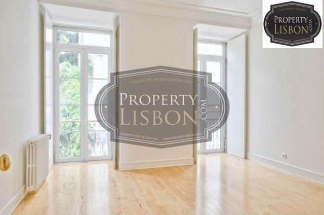 Lisbon Palace Apartment for sale T2, Se