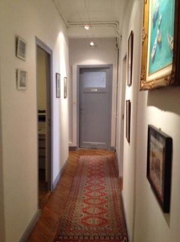 Classic Nicois three bedroom apartment - 2
