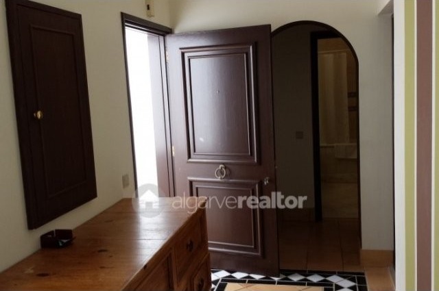 2 Bedroom Apartment In Pine Cliffs..