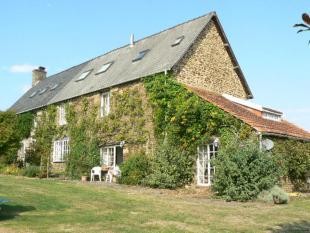 Country House with Guest Cottages