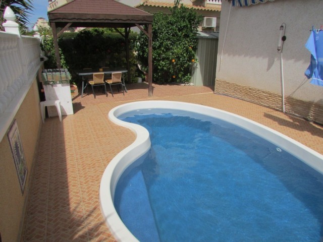 3 Bedrooms - Semi Detached - Alicante -..
