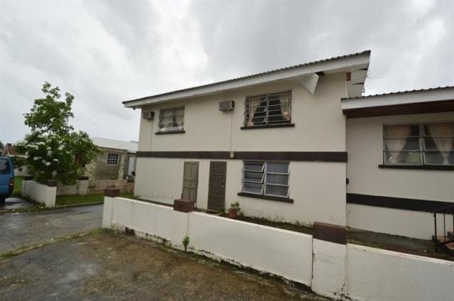 6 bedroom Property For Sale: Gibbons.. - 2