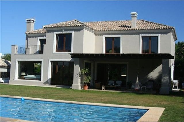 6 bedroom Detached Villa For Sale:..
