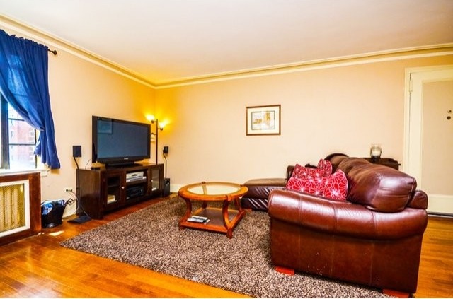 2 bedroom Co-op For Sale: White Plains.. - 2