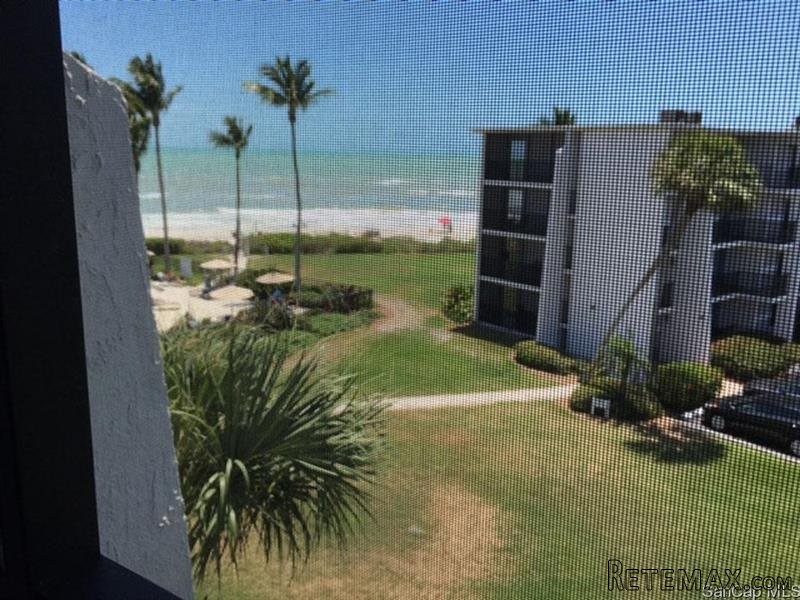 1 bedroom Condominium For Sale:..