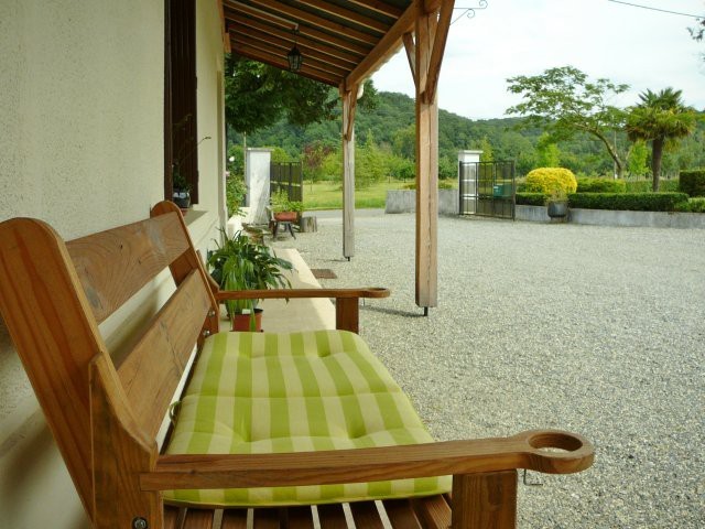 Charming House A Walk Away From Village.. - 2