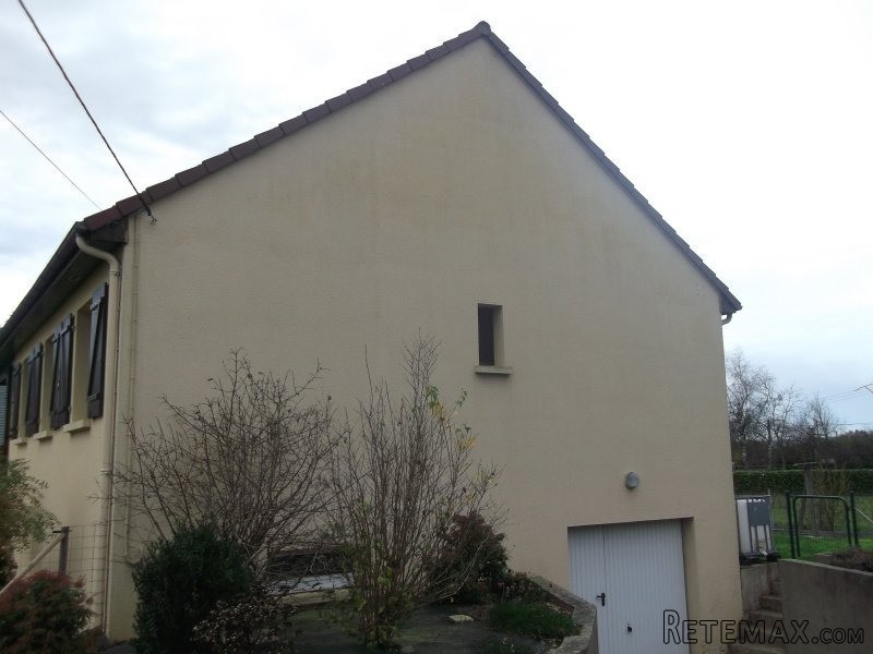Traditional House with Nice Garden - 2