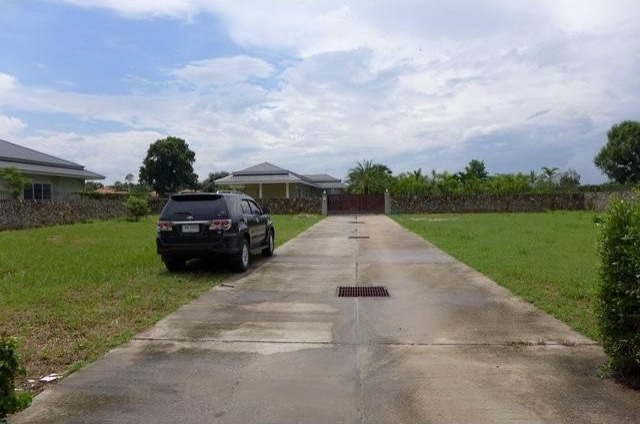 Land - For Sale - Pattaya + - EUR 79714