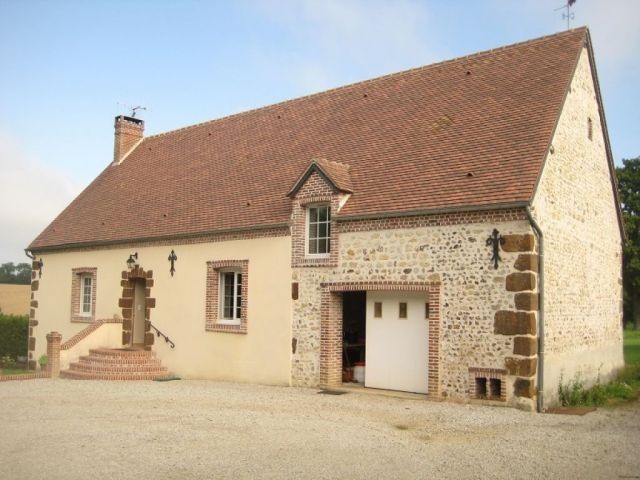 Farmhouse with Land and 3 Outbuildings