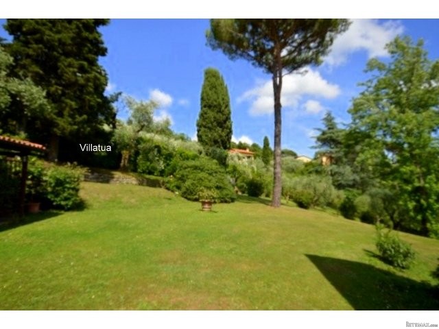 Villa - For Sale - Hills around Lucca -..