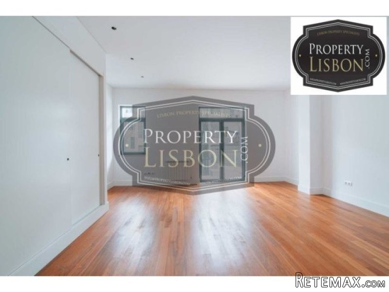 Newly Built T4 Duplex Lisbon Apartment.. - 2