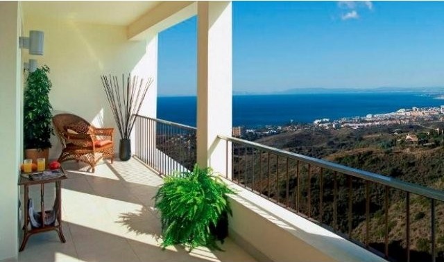 2 Bedroom Apartment For Sale In Marbella