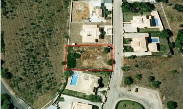 Excellent plot to build your dream villa - 2