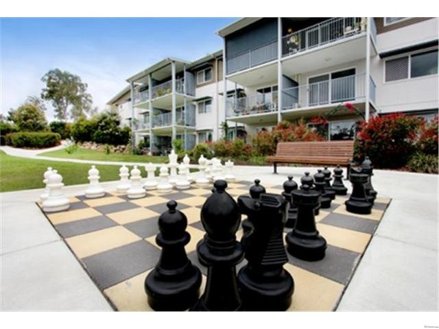 COMFORTABLE, RELAXED, GREAT LOCATION..