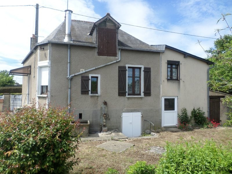 House to Improve at Edge of Village