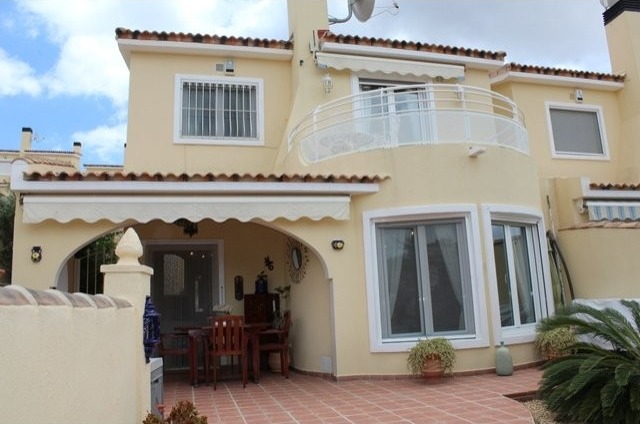 3 Bedroom Townhouse in Gata de Gorgos