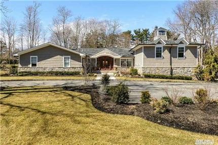 1 Longwood Rd Sands Point, NY 11050