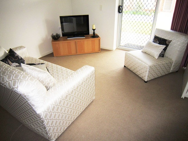 Refurbished serviced apartment in a.. - 2