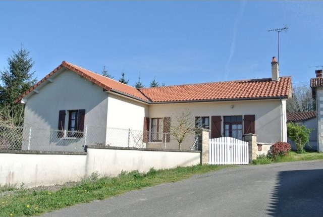 Detached 3 Bed House