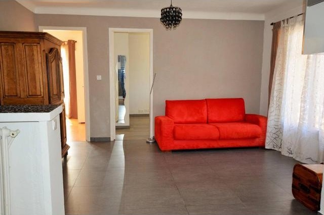Well presented two bed in Cimiez