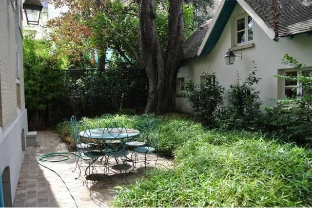 4 bedroom House For Sale: 75016 PARIS - 2
