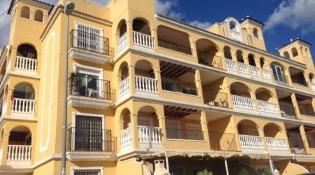 Resale · Apartment · Spain · Costa Bl..