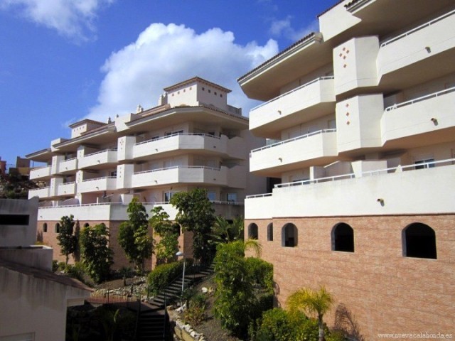 2 Bed Apartment for sale in Calahonda - 2