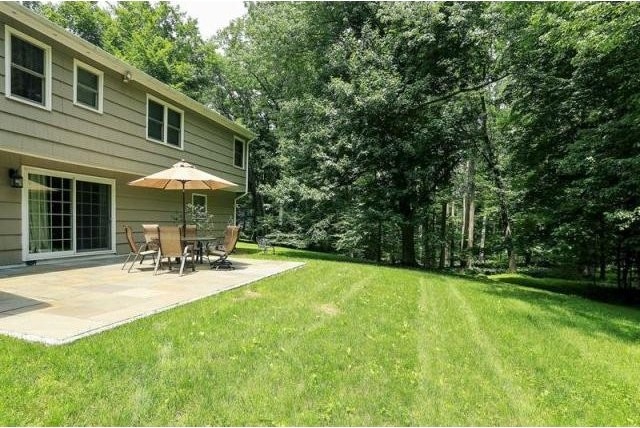 3 bedroom Residence For Sale: Armonk.. - 2