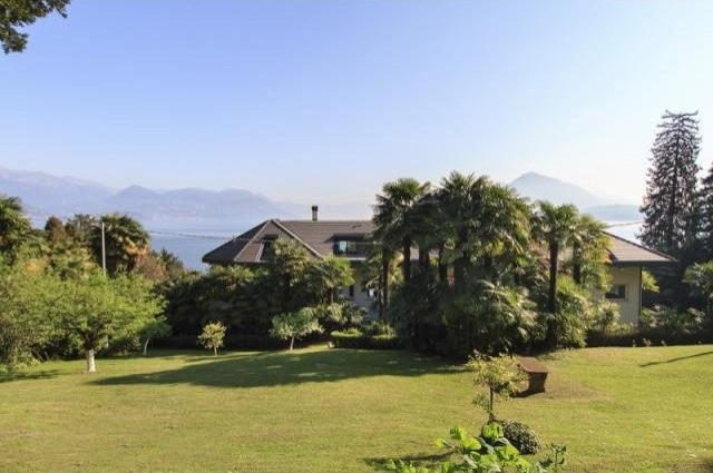 8 bedroom Villa For Sale: Stresa, IT - 2