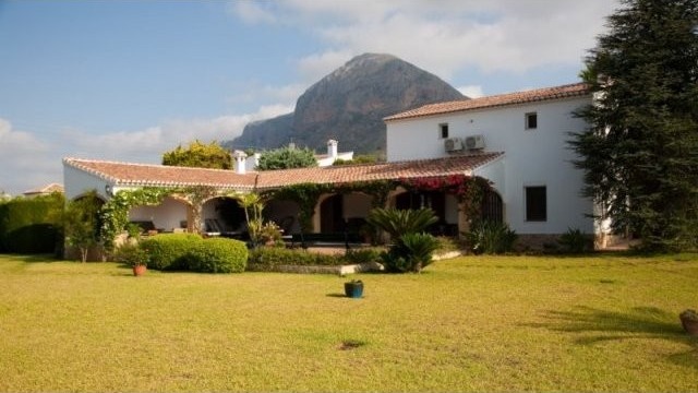 Finca for sale in Javea