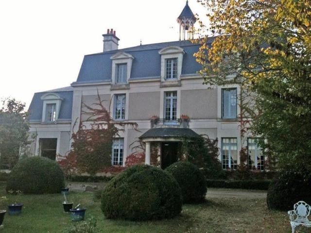 8 bedroom House For Sale: 41000 BLOIS - 2