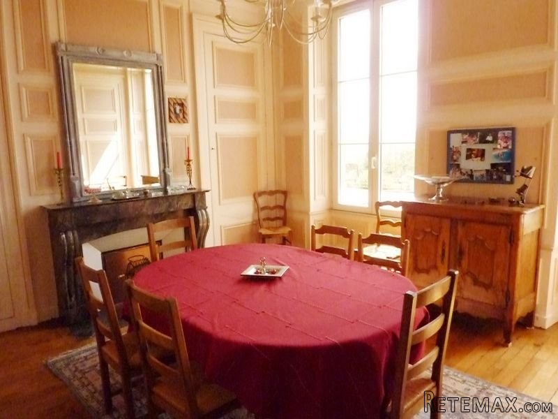 Period Character Maison-de-Maitre - 2