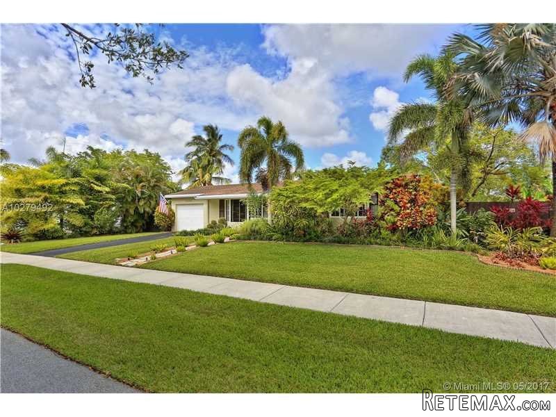 3 bedroom House For Sale: 10241 SW 99.. - 2