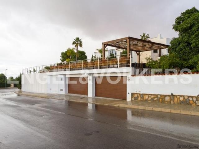 Beautiful Villa in a perfect location