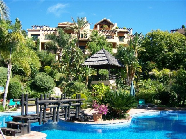 APARTMENT FOR SALE IN ATALAYA