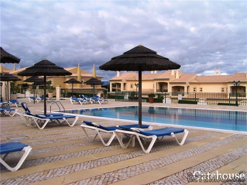 2 Bed Apartment For Sale in BoaVista.. - 2