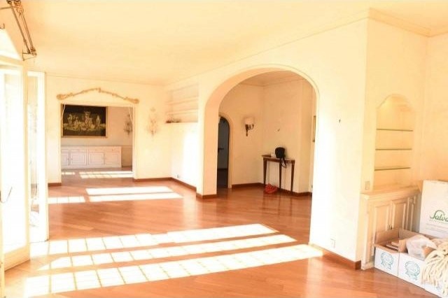 5 Bedrooms - Apartment - For Sale