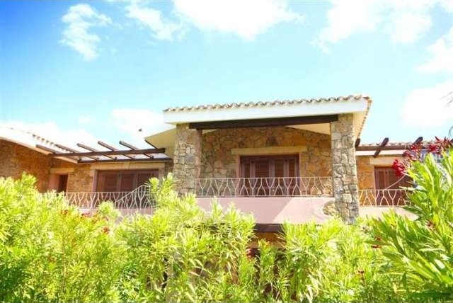 2 Bedrooms - Apartment - For Sale - 2