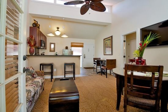 Aina Nalu Condo D202