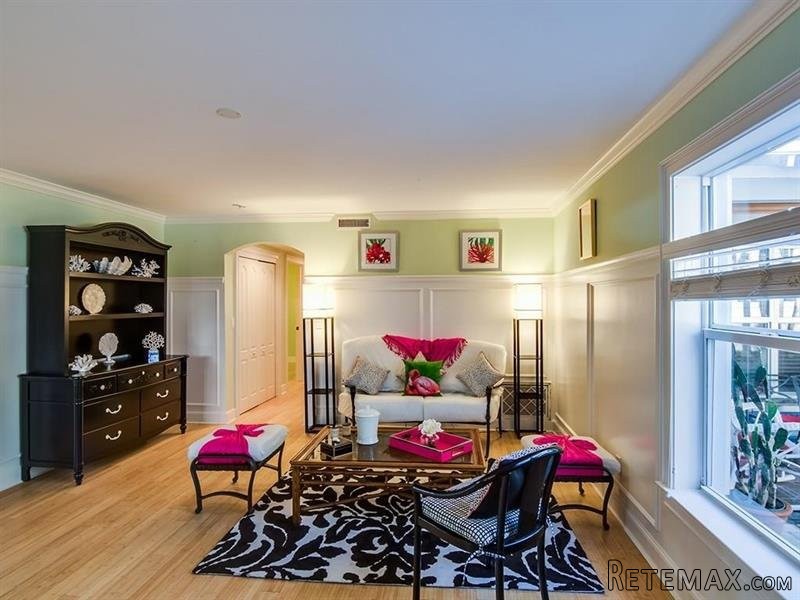 2 bedroom Flat For Sale: 924 Coquina.. - 2