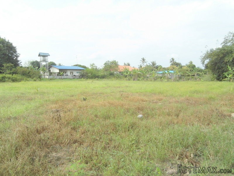 Huai Yai building plot of 800 sqm, nice.. - 2