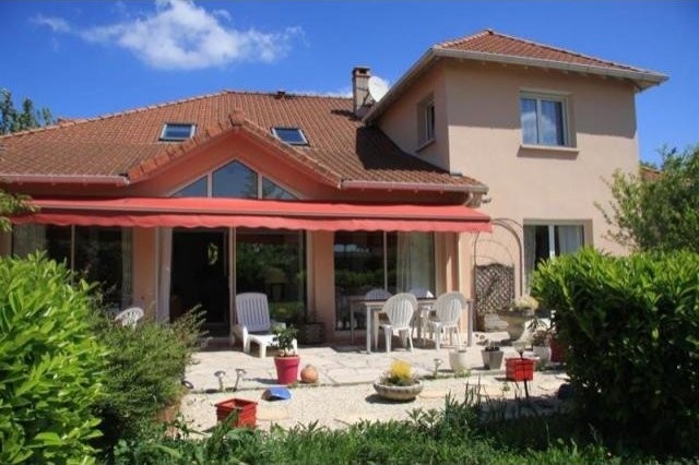 3 bedroom House For Sale: 03200 VICHY - 2