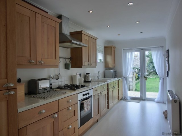 3 bedroom house in Minster On Sea.. - 2