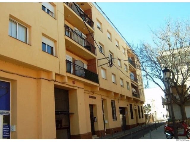 3 Bedrooms - Apartment - Girona - For..